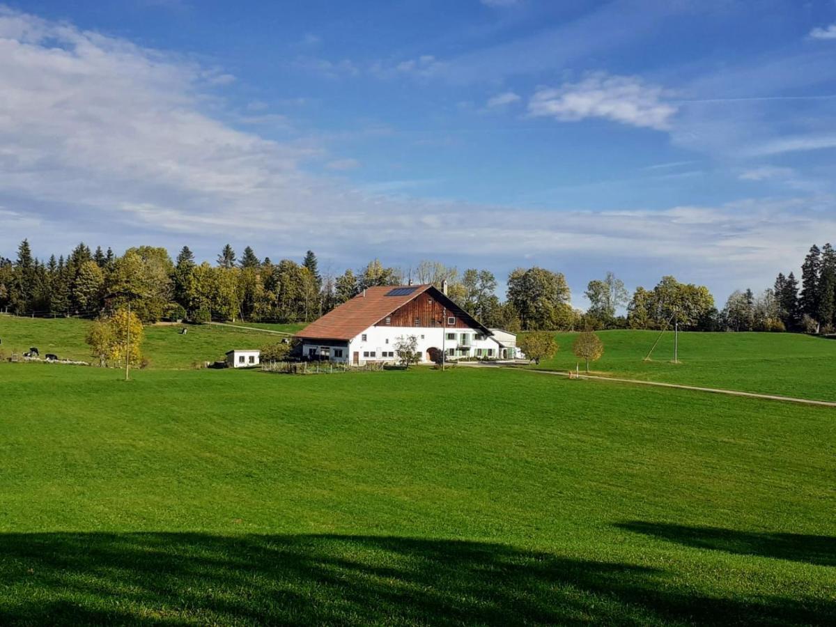 Ô Valanvron - Appartement dans une ancienne ferme neuchâteloise La Chaux De Fonds Exterior foto